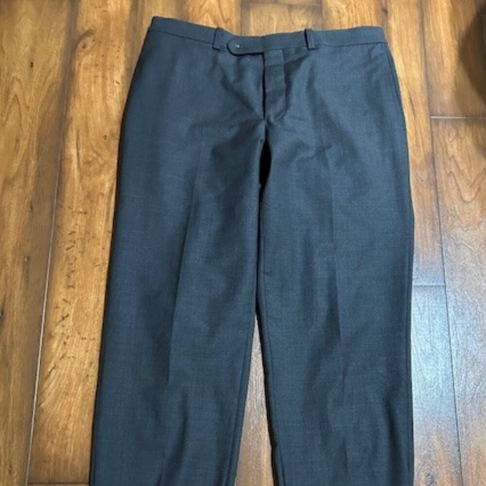 Riviera brand grey men's dress pants - size 34x32